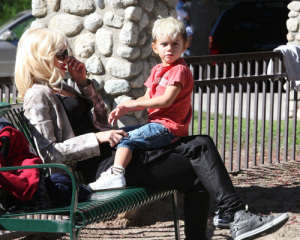 Gwen Stefani seen with her kids Kingston and Zuma on January 28th 2010 at the Coldwater Park in Beverly Hills 2