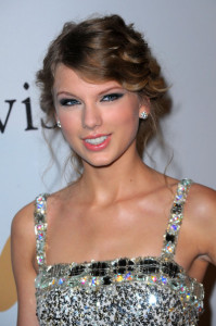 Taylor Swift arrives at the 52nd Annual GRAMMY Awards for the Salute To Icons Honoring Doug Morris held at The Beverly Hilton Hotel on January 30th 2010 in Beverly Hills 11