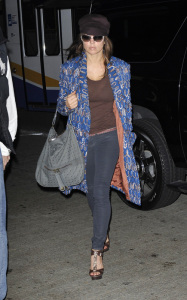 Fergie spotted arriving at LAX International Airport on February 3rd 2010 wearing a long blue knit coat 2