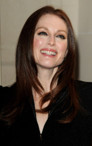 Julianne Moore attends the photocall for the movie Chloe at Hotel George V on February 8th 2010 in Paris France 1