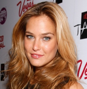 Bar Refaeli attends the Sports Illustrated Swimsuit 247 shindig at TAO Nightclub in the Venetian Hotel on February 12th 2010 in Las Vegas 7