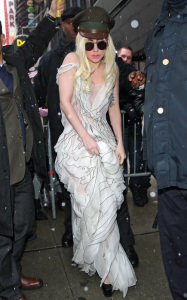 Lady GaGa spotted arriving at ABC Studios for Good Morning America on February 10th 2010 while it was raining in New York 4