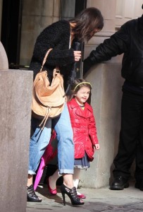 Katie Holmes and her daughter Suri as they were leaving their home on February 11th 2010 in New York City 5