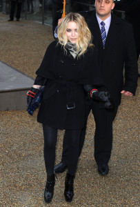 Mary Kate Olsen at the Burberry Prorsum Autumn Winter 2010 Womens fashion show at the Parade Ground Chelsea College of Art on February 23rd 2010 in London England 6