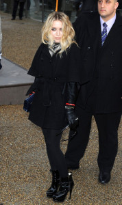 Mary Kate Olsen at the Burberry Prorsum Autumn Winter 2010 Womens fashion show at the Parade Ground Chelsea College of Art on February 23rd 2010 in London England 5