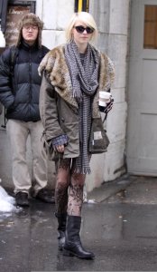 Taylor Momsen spotted on the filming set of Gossip Girl on February 26th 2010 in Manhattan 3