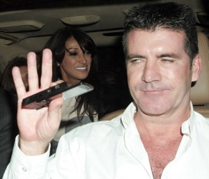 Simon Cowel spotted with his girlfriend Mezhgan Hussainy after having dinner together on February 6th 2010 at the Mr Chow restaurant in London 1