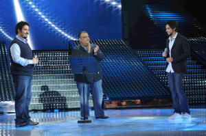 star academy fouth prime on March 12th 2010 picture of Nabil Shoail singing on stage with Abdul Aziz from Kuwait and Sultan from Saudi Arabia