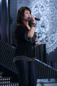 star academy fouth prime on March 12th 2010 picture of Badryia Al Sayyed from Marocco singing on stage