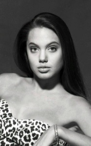 Angelina Jolie old photo shoot while she was young and started a modeling career 5