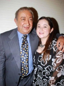 Mai Nour Al Sherif photo while together with her dad Noor Al Shareef 2