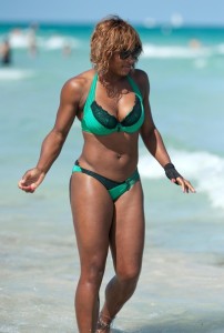 Serena Williams picture taken on April 2nd 2010 while on Miami Beach with her friends 2