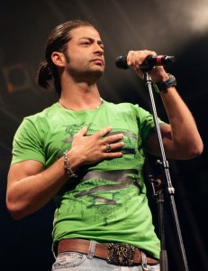 Fadi Andraos large high quality image while on stage singing at the Wakestock concert in Abu Dhabi 6