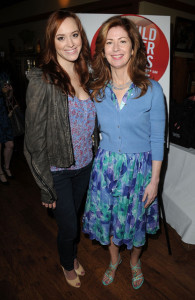 Dana Delany and Andrea Bowen attend the celebrity rally on ABCs Wisteria Lane to raise awareness about child hunger on April 7th 2010 in Universal City 1