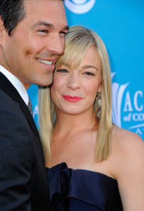 Eddie Cibrian and LeAnn Rimes arrive for the 45th Annual Academy of Country Music Awards at the MGM Grand Garden Arena on April 18th 2010 in Nevada 4