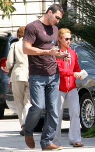 Hayden Panettiere and her boyfriend Wladimir Klitskco spotted at Melrose Avenue on April 14th 2010 in Los Angeles 5