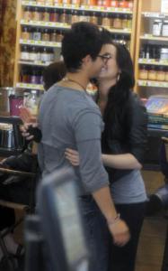 Joe Jonas and Demi Lovato seen togethet at Erewhon Foods grocery store on April 3rd 2010 in Hollywood 4