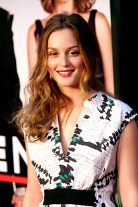 Leighton Meester attends the Date Night premiere on april 6th 2010 at the Ziegfeld Theatre in New York 3