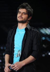 the 8th prime of star academy 2010 on April 9th 2010 picture of Syrian Studen Nassif on stage