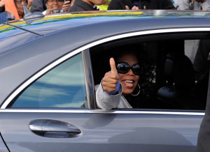 Oprah Winfrey attends the Live Your Best Life Walk to celebrate O Magazines 10th Anniversary at Intrepid Welcome Center on May 9th 2010 in New York 2