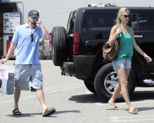 Bar Refaeli and Leonardo DiCaprio spotted together on June 1st 2010 as they went shopping at Fred Segal in Hollywood 3