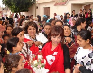 picture of star academy student badria Al Sayed from Yunis as she reaches home at the airport 12