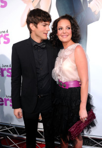 Ashton Kutcher and Katherine Heigl arrive at the Killers premiere held on June 1st 2010 at ArcLight Cinemas Cinerama Dome in Hollywood 1