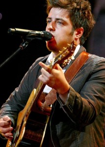 Lee DeWyze photo from his performance on staga at the Wal Mart Stores on June 4th 2010 in Arkansas 2