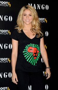 Shakira attends the the new Mango solidarity T Shirts on June 4th 2010 in Madrid Spain 5