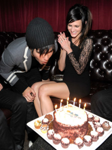 Pete Wentz and his wife Ashlee Simpson spotted celebrating his birthday at Angels and Kings on June  5th 2010 in Los Angeles 3