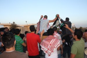 Mohamad Ramadan picture from his arrival at Jordanian Airport 11