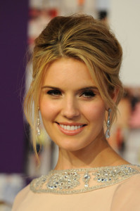 Maggie Grace arrives at the 2010 CFDA Fashion Awards at Alice Tully Hall at Lincoln Center on June 7th 2010 in New York City 2