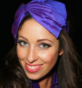 Tamara Jaber attends the Golden Slipper Day 2009 at Rosehill Gardens on April 4th 2009 in Sydney Australia 8