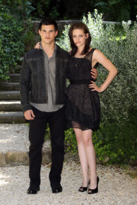 Taylor Lautner and Kristen Stewart attend the The Twilight Saga Eclipse photo call at the Hotel Russie on June 17th 2010 in Rome Italy 3