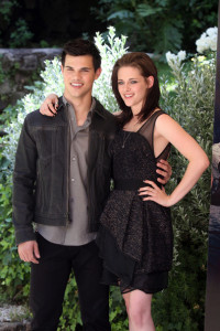 Taylor Lautner and Kristen Stewart attend the The Twilight Saga Eclipse photo call at the Hotel Russie on June 17th 2010 in Rome Italy 5