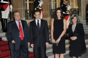 Carla Bruni with French president Nicolas Sarkozy as they welcome President of Iraq to a dinner on November 17th 2009 at Elysee Palace 1