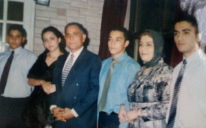 photo of Karim Kamel before joining star academy with his family of father and brother and sisters