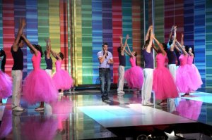 star academy fifth prime on April 29th 2011 picture of Mohamad Rafe3 singing on stage