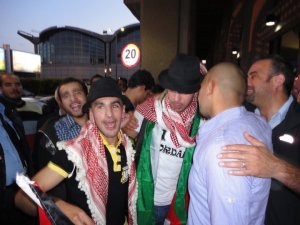 photo of Mohamad Rafe3 from Jordan on May 15th 2011 as he arrived back to his country at the airpoty 9