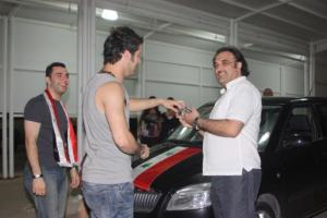 photo from the backstage of the 9th prime of star academy on May 27th 2011 of Houssam Taha as he leaves the academy with his brother and family 1