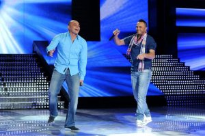 StarAcademy8 prime on June 3rd 2011 picture of Ahmed Al Sherif singing with Mohamad Daqdooq from Syria