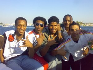 Mohamad Abdullah photo with his friends before star academy 18