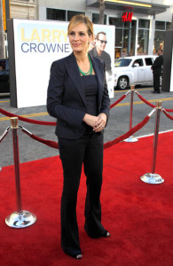 Julia Roberts arrives to the red carpet of Larry Crowne premiere held on June 27th 2011 at the Graumans Chinese Theater 3