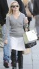 Reese Witherspoon on Saturday February 7th 2009 in Venice Beach California