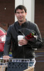 Jerry O'Connell goes shopping for groceries and red roses for wife Rebecca Romijn in Calabasas, California on February 12th 2009