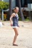 Hayden Panettiere new pics on the beaches of Hawaii March 8th 2009 2