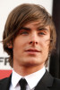 Zac Efron arrives at the movie premiere of 17 Again on April 14, 2009