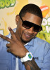 Usher arrives at Nickelodeon's 2009 Kids Choice Awards