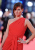 Debra Messing arrives at the 61st Primetime Emmy Awards held at the Nokia Theatre on September 20th 2009 in Los Angeles