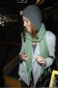 Jessica Biel spotted arriving at Vancouver airport on October 1st 2009 4